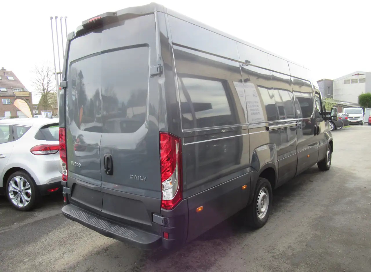 Iveco Daily L3h2 clim 23000€+tva/btw - Furgon: slika Iveco Daily L3h2 clim 23000€+tva/btw - Furgon Iveco Daily L3h2 clim 23000€+tva/btw - Furgon: slika Iveco Daily L3h2 clim 23000€+tva/btw - Furgon