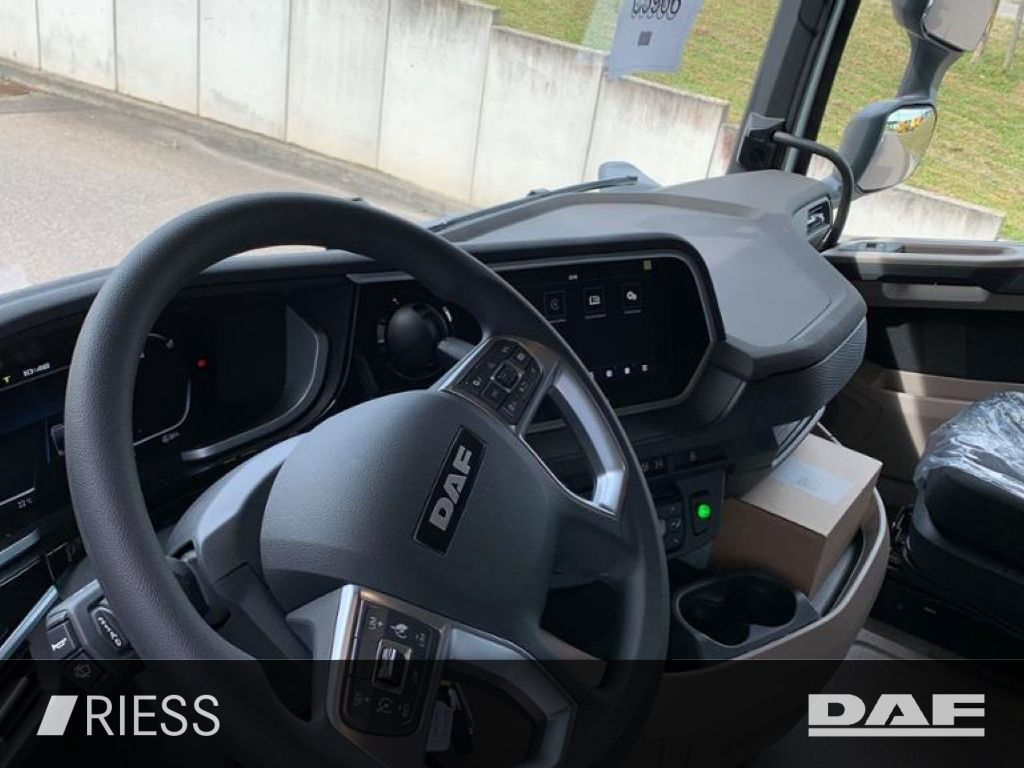 Transporter kontejnera/ Kamion s izmjenjivim sanducima DAF XG 480 FAN 6X2 Multiwechsler 1120-1320 mm 2xAHK: slika Transporter kontejnera/ Kamion s izmjenjivim sanducima DAF XG 480 FAN 6X2 Multiwechsler 1120-1320 mm 2xAHK