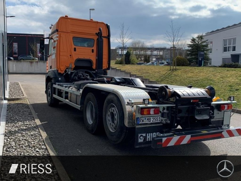 Mercedes-Benz 2551 L Abrollkipper mit HAD, gelenkter liftbarer - Kamion: slika Mercedes-Benz 2551 L Abrollkipper mit HAD, gelenkter liftbarer - Kamion Mercedes-Benz 2551 L Abrollkipper mit HAD, gelenkter liftbarer - Kamion: slika Mercedes-Benz 2551 L Abrollkipper mit HAD, gelenkter liftbarer - Kamion