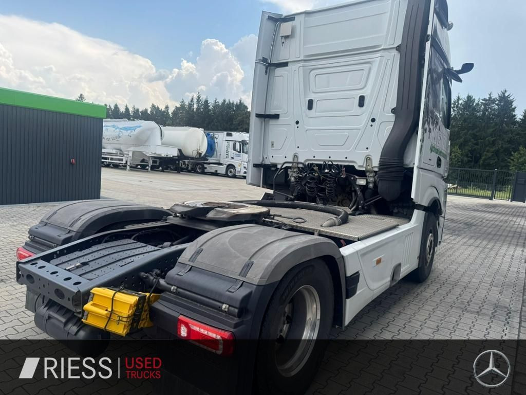 Mercedes-Benz Actros 1848 LS 4x2 GigaSpace - Tegljač: slika Mercedes-Benz Actros 1848 LS 4x2 GigaSpace - Tegljač Mercedes-Benz Actros 1848 LS 4x2 GigaSpace - Tegljač: slika Mercedes-Benz Actros 1848 LS 4x2 GigaSpace - Tegljač
