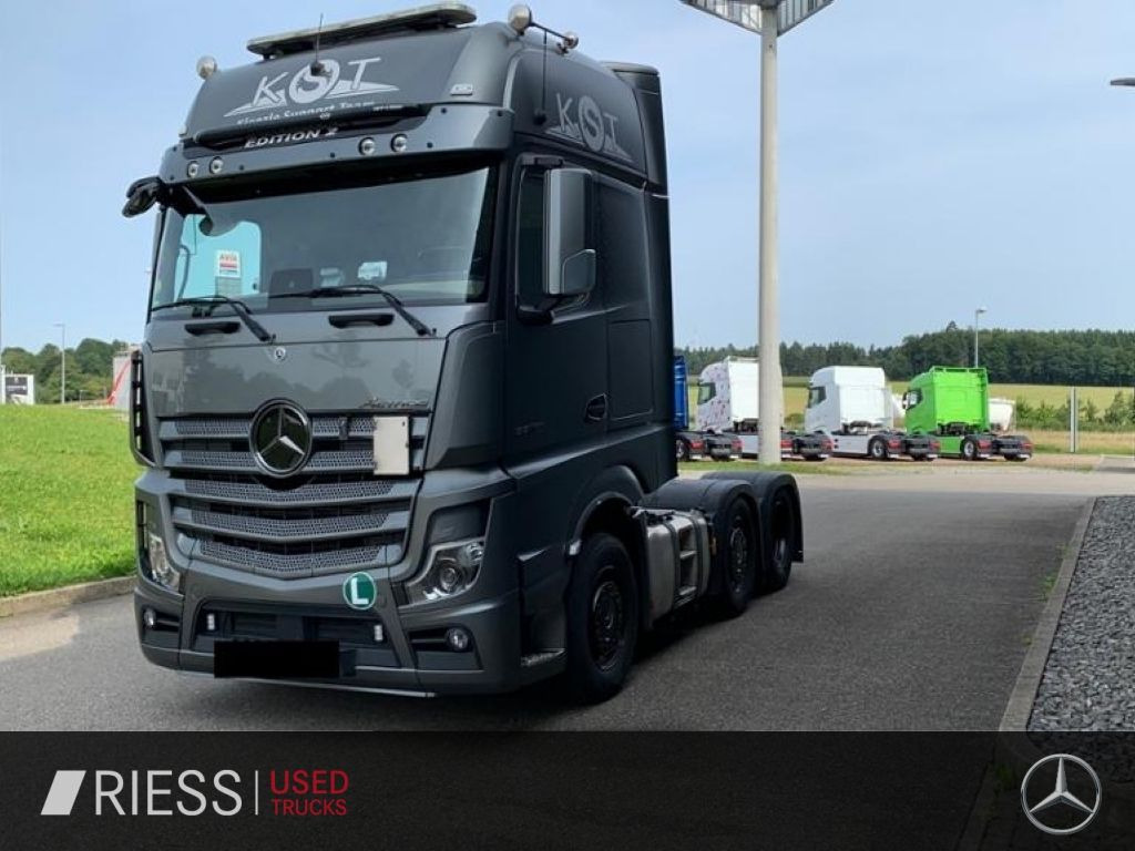 Mercedes-Benz Actros Edition 2 BiXenon KlimaA Navi Massage - Tegljač: slika Mercedes-Benz Actros Edition 2 BiXenon KlimaA Navi Massage - Tegljač Mercedes-Benz Actros Edition 2 BiXenon KlimaA Navi Massage - Tegljač: slika Mercedes-Benz Actros Edition 2 BiXenon KlimaA Navi Massage - Tegljač