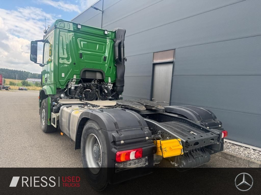 Mercedes-Benz Arocs 1851 HAD Retarder Navi STH AUT DynLicht - Tegljač: slika Mercedes-Benz Arocs 1851 HAD Retarder Navi STH AUT DynLicht - Tegljač Mercedes-Benz Arocs 1851 HAD Retarder Navi STH AUT DynLicht - Tegljač: slika Mercedes-Benz Arocs 1851 HAD Retarder Navi STH AUT DynLicht - Tegljač