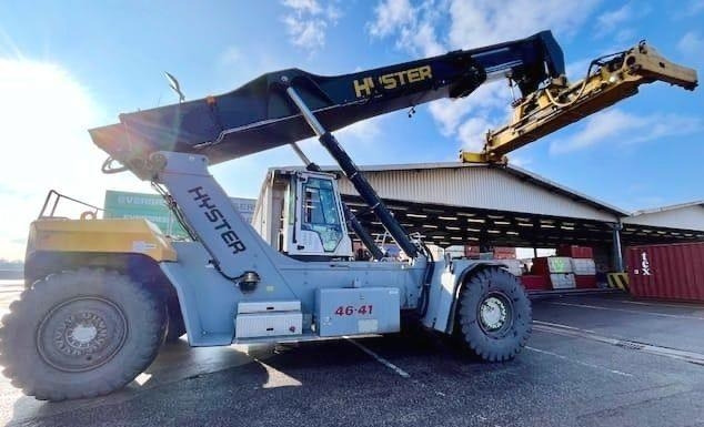 Hyster RS46-41XD/67S - Dohvatni viličar: slika Hyster RS46-41XD/67S - Dohvatni viličar Hyster RS46-41XD/67S - Dohvatni viličar: slika Hyster RS46-41XD/67S - Dohvatni viličar