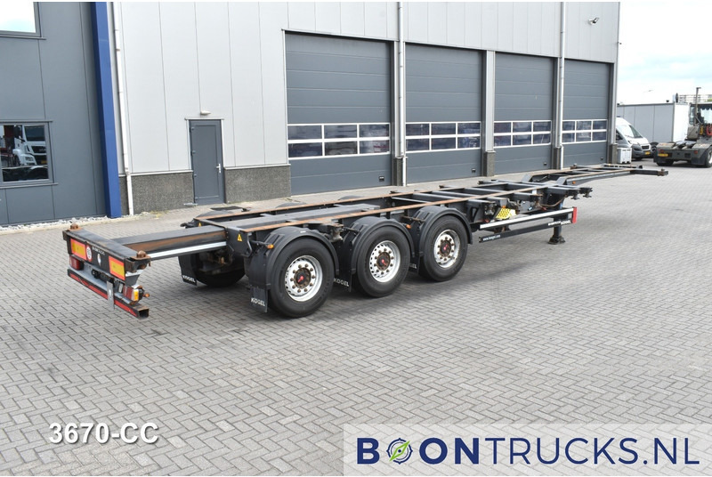 Kögel PORT 40 SIMPLEX 20 | 2x20-30-40ft HC * LIFT AXLE * SAF / DISC * EXTENDABLE REAR * MOT 02-2026 - Transporter kontejnera/ Poluprikolica s izmjenjivim sanducima: slika Kögel PORT 40 SIMPLEX 20 | 2x20-30-40ft HC * LIFT AXLE * SAF / DISC * EXTENDABLE REAR * MOT 02-2026 - Transporter kontejnera/ Poluprikolica s izmjenjivim sanducima Kögel PORT 40 SIMPLEX 20 | 2x20-30-40ft HC * LIFT AXLE * SAF / DISC * EXTENDABLE REAR * MOT 02-2026 - Transporter kontejnera/ Poluprikolica s izmjenjivim sanducima: slika Kögel PORT 40 SIMPLEX 20 | 2x20-30-40ft HC * LIFT AXLE * SAF / DISC * EXTENDABLE REAR * MOT 02-2026 - Transporter kontejnera/ Poluprikolica s izmjenjivim sanducima