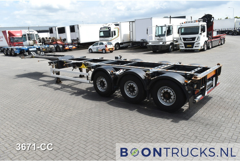 Renders EURO 925 | 2x20-30-40-45ft HC * LIFT AXLE * DISC BRAKES * EXTENDABLE REAR * MOT 12-2025 - Transporter kontejnera/ Poluprikolica s izmjenjivim sanducima: slika Renders EURO 925 | 2x20-30-40-45ft HC * LIFT AXLE * DISC BRAKES * EXTENDABLE REAR * MOT 12-2025 - Transporter kontejnera/ Poluprikolica s izmjenjivim sanducima Renders EURO 925 | 2x20-30-40-45ft HC * LIFT AXLE * DISC BRAKES * EXTENDABLE REAR * MOT 12-2025 - Transporter kontejnera/ Poluprikolica s izmjenjivim sanducima: slika Renders EURO 925 | 2x20-30-40-45ft HC * LIFT AXLE * DISC BRAKES * EXTENDABLE REAR * MOT 12-2025 - Transporter kontejnera/ Poluprikolica s izmjenjivim sanducima
