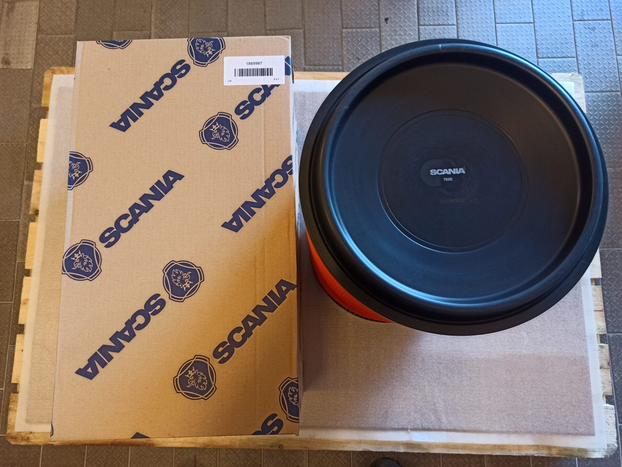 SCANIA AIR FILTER - 14869987 - Filter zraka za Kamion: slika SCANIA AIR FILTER - 14869987 - Filter zraka za Kamion SCANIA AIR FILTER - 14869987 - Filter zraka za Kamion: slika SCANIA AIR FILTER - 14869987 - Filter zraka za Kamion