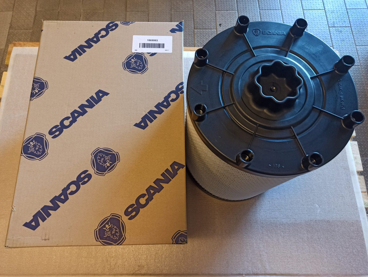 SCANIA AIR FILTER - 1869993 - Filter zraka za Kamion: slika SCANIA AIR FILTER - 1869993 - Filter zraka za Kamion SCANIA AIR FILTER - 1869993 - Filter zraka za Kamion: slika SCANIA AIR FILTER - 1869993 - Filter zraka za Kamion