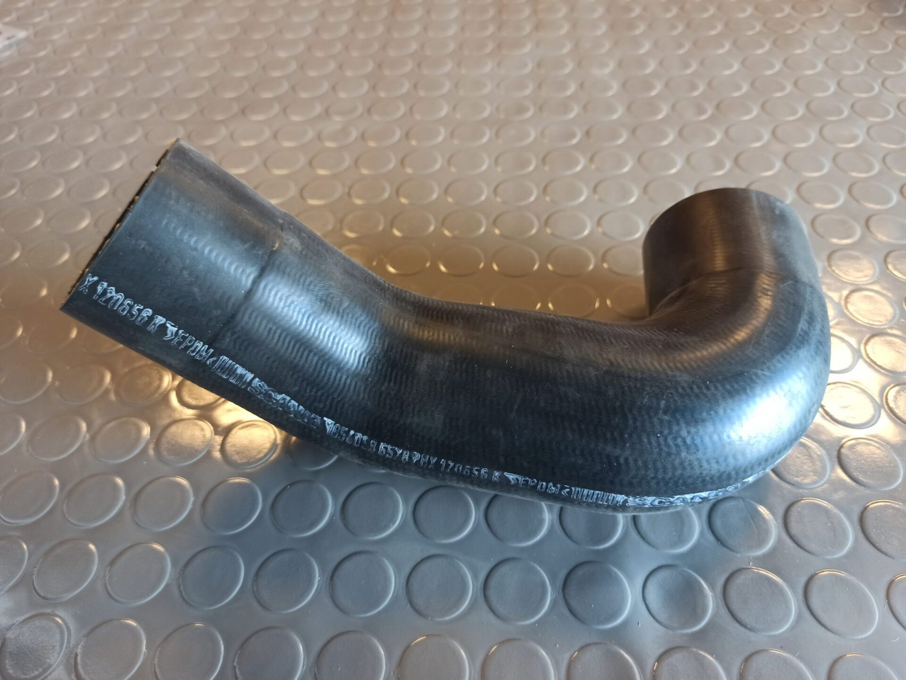 SCANIA HOSE 1854058 - Mjenjač i dijelovi za Kamion: slika SCANIA HOSE 1854058 - Mjenjač i dijelovi za Kamion SCANIA HOSE 1854058 - Mjenjač i dijelovi za Kamion: slika SCANIA HOSE 1854058 - Mjenjač i dijelovi za Kamion