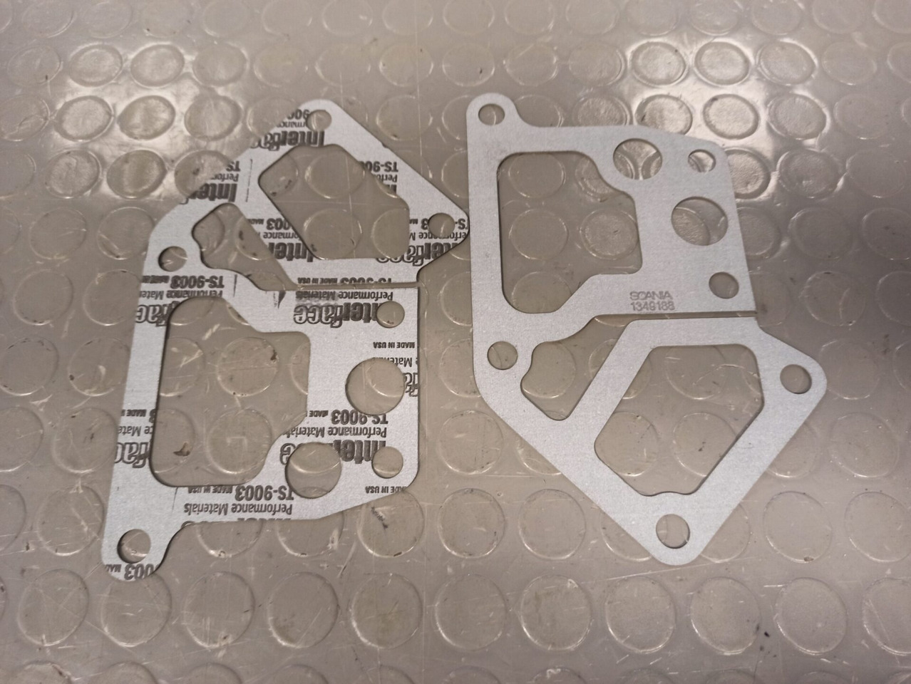 SCANIA OIL COOLER GASKET - 1349188 - Hladnjak ulja za Kamion: slika SCANIA OIL COOLER GASKET - 1349188 - Hladnjak ulja za Kamion SCANIA OIL COOLER GASKET - 1349188 - Hladnjak ulja za Kamion: slika SCANIA OIL COOLER GASKET - 1349188 - Hladnjak ulja za Kamion