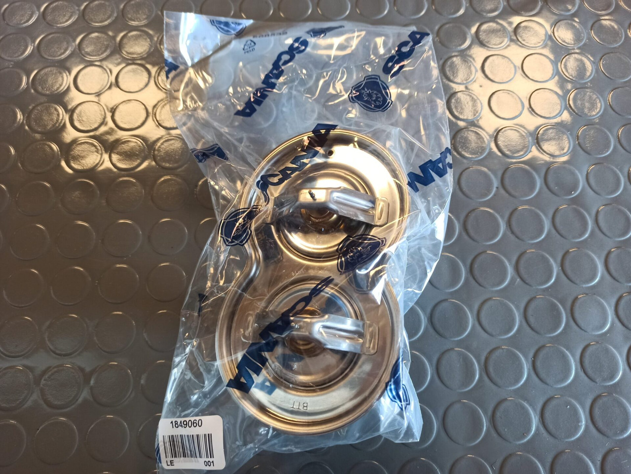 SCANIA THERMOSTAT - 1849060 - Termostat za Kamion: slika SCANIA THERMOSTAT - 1849060 - Termostat za Kamion SCANIA THERMOSTAT - 1849060 - Termostat za Kamion: slika SCANIA THERMOSTAT - 1849060 - Termostat za Kamion