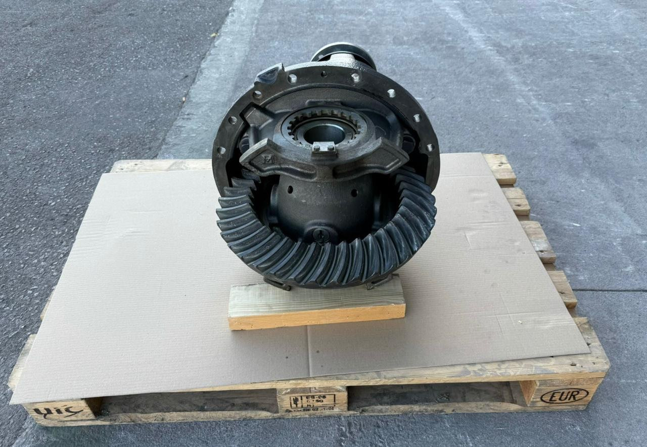 VOLVO Differential Groups 20864048 - Osovina i dijelovi za Kamion: slika VOLVO Differential Groups 20864048 - Osovina i dijelovi za Kamion VOLVO Differential Groups 20864048 - Osovina i dijelovi za Kamion: slika VOLVO Differential Groups 20864048 - Osovina i dijelovi za Kamion