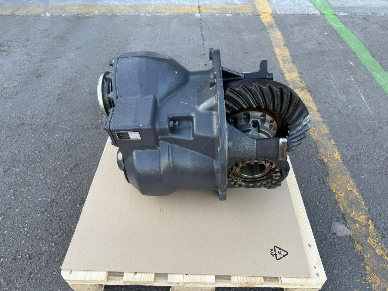 VOLVO Power Drive Diff group 20545464 - Osovina i dijelovi za Kamion: slika VOLVO Power Drive Diff group 20545464 - Osovina i dijelovi za Kamion VOLVO Power Drive Diff group 20545464 - Osovina i dijelovi za Kamion: slika VOLVO Power Drive Diff group 20545464 - Osovina i dijelovi za Kamion