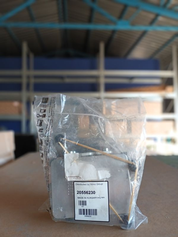 VOLVO VALVE - 20556230 - Ventil za Kamion: slika VOLVO VALVE - 20556230 - Ventil za Kamion VOLVO VALVE - 20556230 - Ventil za Kamion: slika VOLVO VALVE - 20556230 - Ventil za Kamion