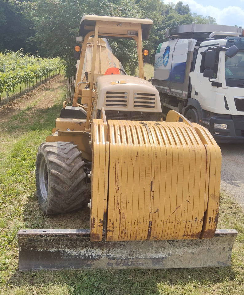 VERMEER RTX1250 - Trenčer: slika VERMEER RTX1250 - Trenčer VERMEER RTX1250 - Trenčer: slika VERMEER RTX1250 - Trenčer