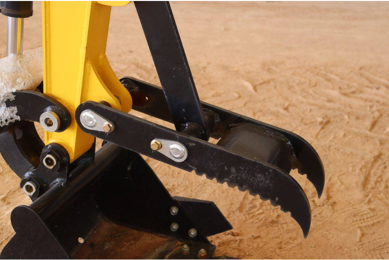 Mini bager AGT Industrial QH12R: slika Mini bager AGT Industrial QH12R