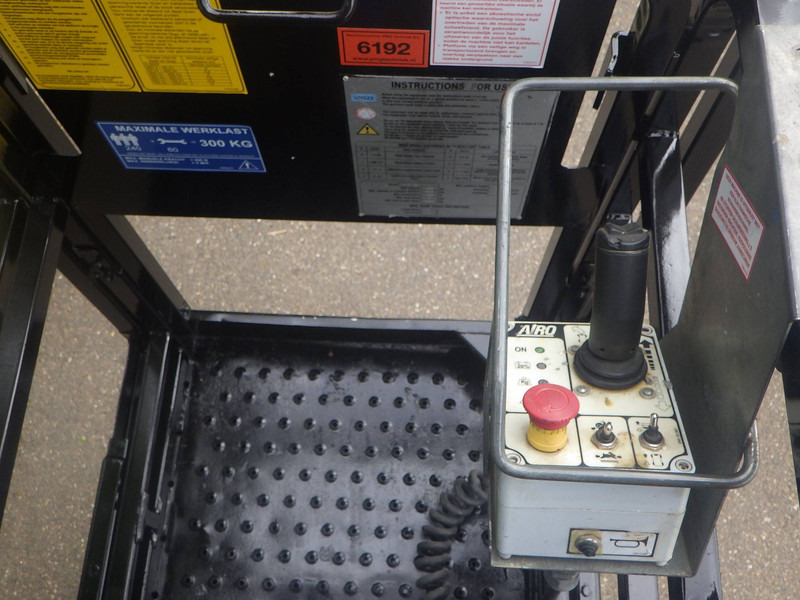 AIRO X12EN - Škarasta podizna platforma: slika AIRO X12EN - Škarasta podizna platforma AIRO X12EN - Škarasta podizna platforma: slika AIRO X12EN - Škarasta podizna platforma