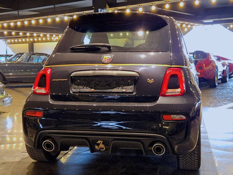 Abarth 595 Scorpioneoro - Limuzina: slika Abarth 595 Scorpioneoro - Limuzina Abarth 595 Scorpioneoro - Limuzina: slika Abarth 595 Scorpioneoro - Limuzina