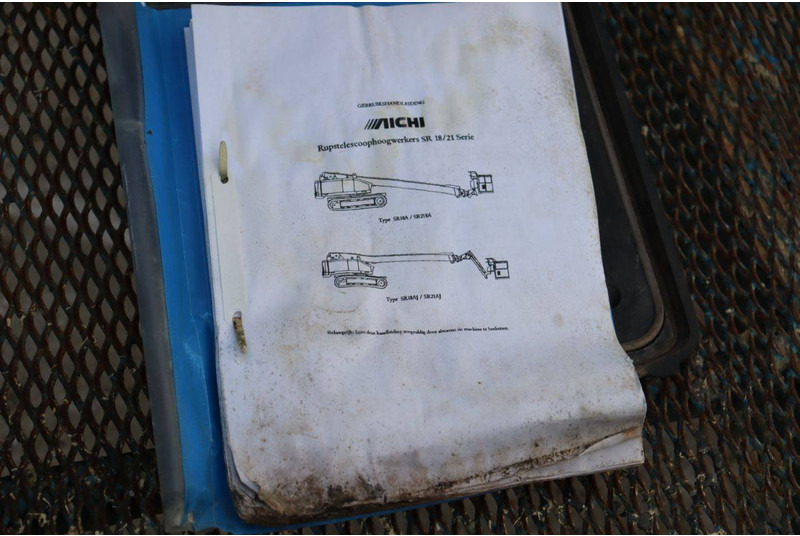 Teleskopski krak Aichi SR18/21: slika Teleskopski krak Aichi SR18/21 Teleskopski krak Aichi SR18/21: slika Teleskopski krak Aichi SR18/21