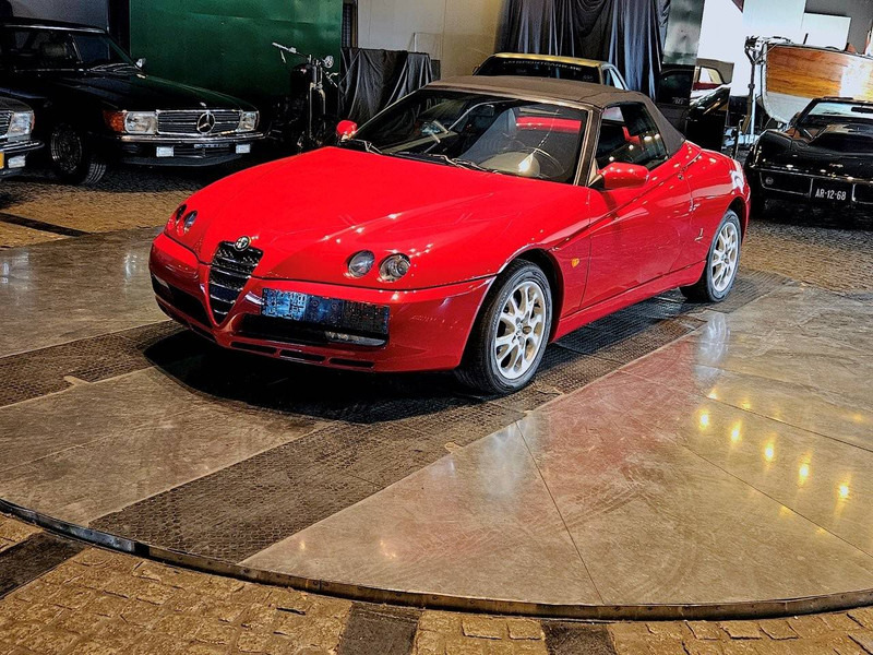 Alfa Romeo Spider (916 - update 3) _ 2.0 TS - Automobil: slika Alfa Romeo Spider (916 - update 3) _ 2.0 TS - Automobil Alfa Romeo Spider (916 - update 3) _ 2.0 TS - Automobil: slika Alfa Romeo Spider (916 - update 3) _ 2.0 TS - Automobil