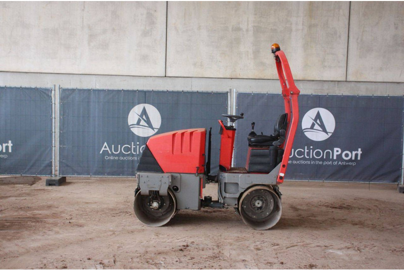 Ammann AV20-2 - Kompaktor: slika Ammann AV20-2 - Kompaktor Ammann AV20-2 - Kompaktor: slika Ammann AV20-2 - Kompaktor