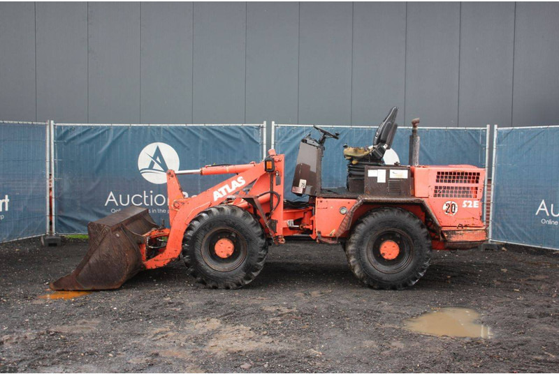 Atlas 52 E - Utovarivač na kotačima: slika Atlas 52 E - Utovarivač na kotačima Atlas 52 E - Utovarivač na kotačima: slika Atlas 52 E - Utovarivač na kotačima