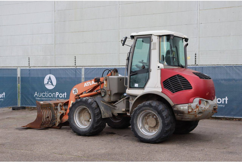 Atlas AR 65-95 - Utovarivač na kotačima: slika Atlas AR 65-95 - Utovarivač na kotačima Atlas AR 65-95 - Utovarivač na kotačima: slika Atlas AR 65-95 - Utovarivač na kotačima