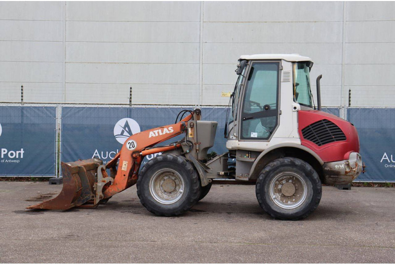 Atlas AR 65-95 - Utovarivač na kotačima: slika Atlas AR 65-95 - Utovarivač na kotačima Atlas AR 65-95 - Utovarivač na kotačima: slika Atlas AR 65-95 - Utovarivač na kotačima