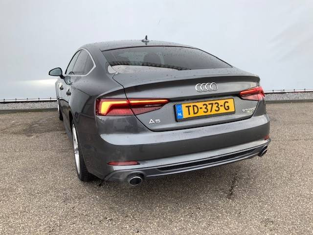 Audi A5 Sportback G-Tron S Line Edition - Limuzina: slika Audi A5 Sportback G-Tron S Line Edition - Limuzina Audi A5 Sportback G-Tron S Line Edition - Limuzina: slika Audi A5 Sportback G-Tron S Line Edition - Limuzina