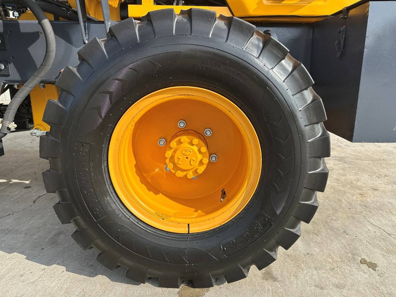 Utovarivač na kotačima BLANCHE TW36: slika Utovarivač na kotačima BLANCHE TW36 Utovarivač na kotačima BLANCHE TW36: slika Utovarivač na kotačima BLANCHE TW36