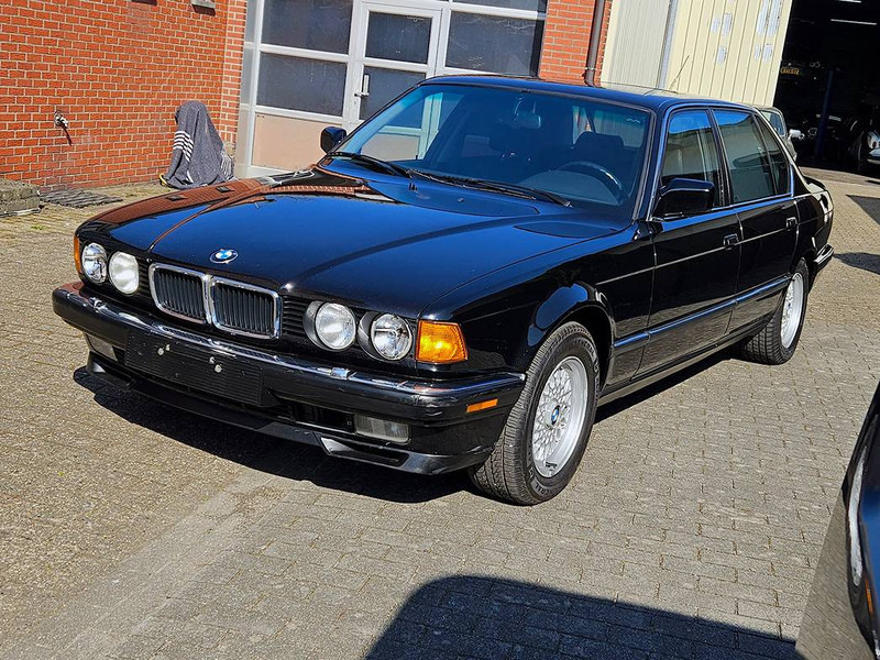 BMW 750IL - Automobil: slika BMW 750IL - Automobil BMW 750IL - Automobil: slika BMW 750IL - Automobil