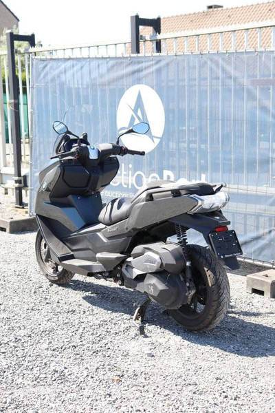 BMW C 400 GT - Motocikl: slika BMW C 400 GT - Motocikl BMW C 400 GT - Motocikl: slika BMW C 400 GT - Motocikl
