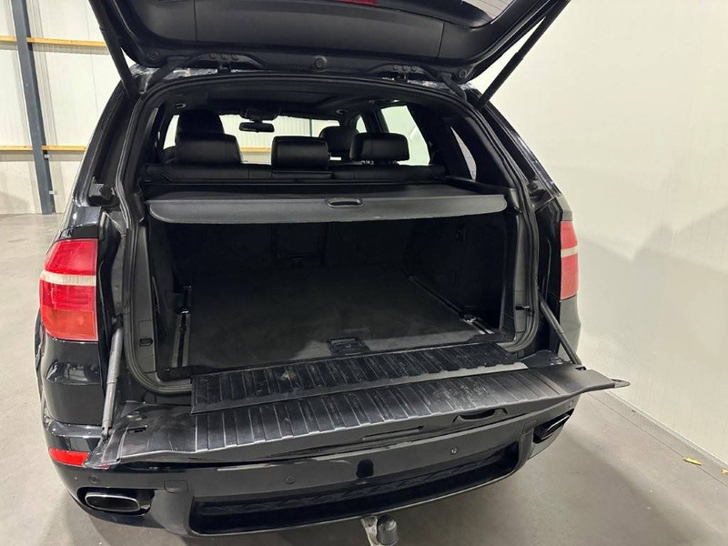 BMW X5 - SUV: slika BMW X5 - SUV BMW X5 - SUV: slika BMW X5 - SUV