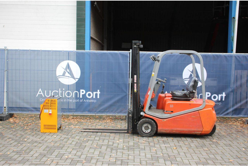 BT C3E160 - Električni viličar: slika BT C3E160 - Električni viličar BT C3E160 - Električni viličar: slika BT C3E160 - Električni viličar