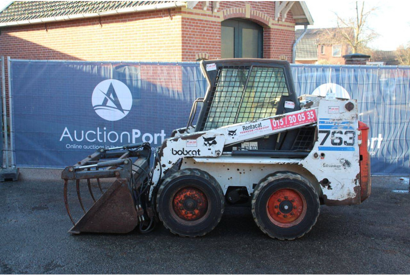 Bobcat 763 - Utovarivač na kotačima: slika Bobcat 763 - Utovarivač na kotačima Bobcat 763 - Utovarivač na kotačima: slika Bobcat 763 - Utovarivač na kotačima