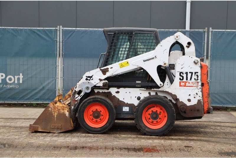 Bobcat S175 - Utovarivač na kotačima: slika Bobcat S175 - Utovarivač na kotačima Bobcat S175 - Utovarivač na kotačima: slika Bobcat S175 - Utovarivač na kotačima