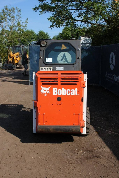 Bobcat S70 - Utovarivač na kotačima: slika Bobcat S70 - Utovarivač na kotačima Bobcat S70 - Utovarivač na kotačima: slika Bobcat S70 - Utovarivač na kotačima