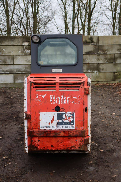 Bobcat S70 - Utovarivač na kotačima: slika Bobcat S70 - Utovarivač na kotačima Bobcat S70 - Utovarivač na kotačima: slika Bobcat S70 - Utovarivač na kotačima