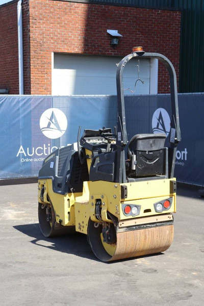 Bomag BW 80 AD-5 - Valjak: slika Bomag BW 80 AD-5 - Valjak Bomag BW 80 AD-5 - Valjak: slika Bomag BW 80 AD-5 - Valjak