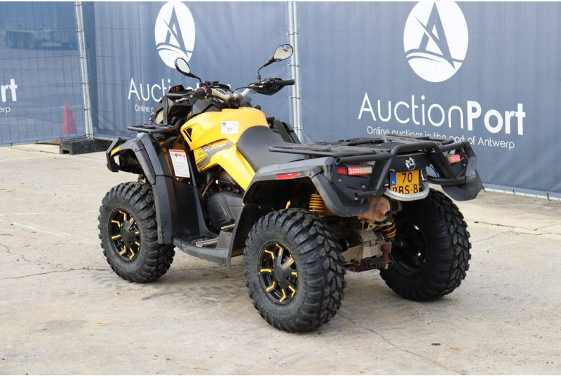 CAN AM Outlander 800 - ATV/ Quad vozilo: slika CAN AM Outlander 800 - ATV/ Quad vozilo CAN AM Outlander 800 - ATV/ Quad vozilo: slika CAN AM Outlander 800 - ATV/ Quad vozilo