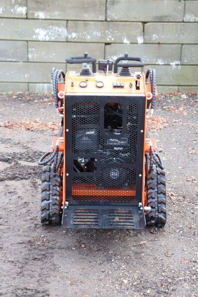 Captok 36C - Utovarivač gusjeničar: slika Captok 36C - Utovarivač gusjeničar Captok 36C - Utovarivač gusjeničar: slika Captok 36C - Utovarivač gusjeničar