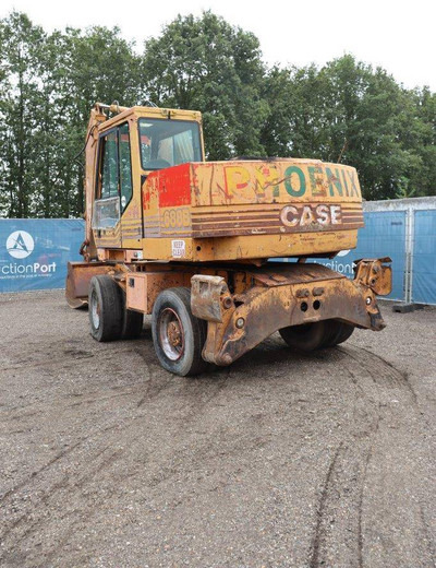 Case 688B-P - Bager na kotačima: slika Case 688B-P - Bager na kotačima Case 688B-P - Bager na kotačima: slika Case 688B-P - Bager na kotačima