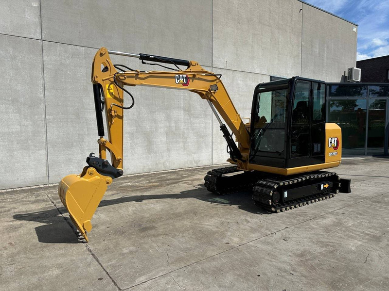 Caterpillar 305.5E2 - Bager gusjeničar: slika Caterpillar 305.5E2 - Bager gusjeničar Caterpillar 305.5E2 - Bager gusjeničar: slika Caterpillar 305.5E2 - Bager gusjeničar