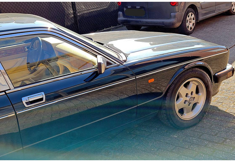 Limuzina Daimler 4.0: slika Limuzina Daimler 4.0