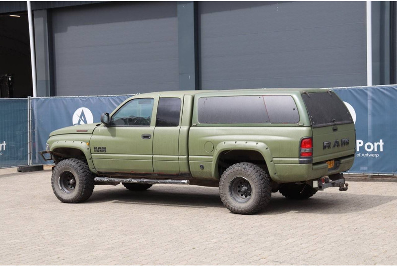 Dodge Ram 1500 - Automobil: slika Dodge Ram 1500 - Automobil Dodge Ram 1500 - Automobil: slika Dodge Ram 1500 - Automobil