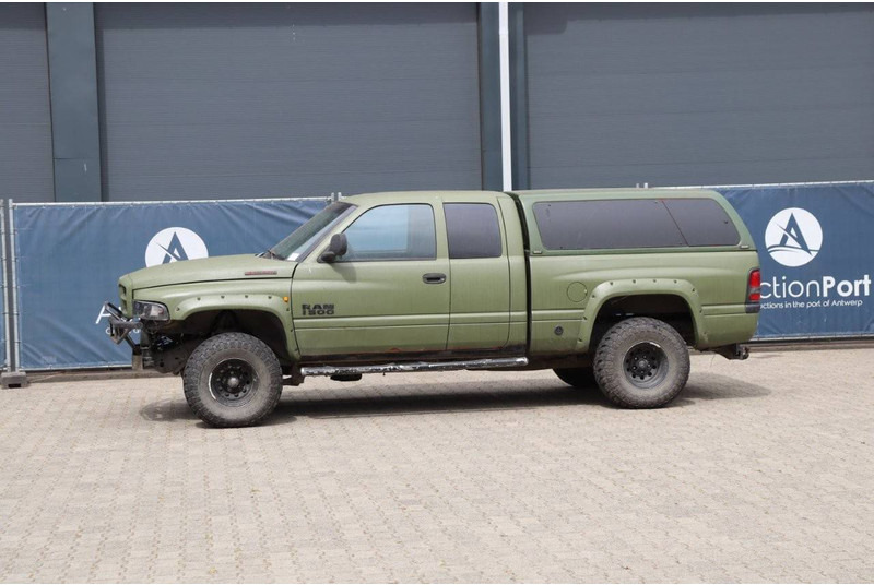 Dodge Ram 1500 - Automobil: slika Dodge Ram 1500 - Automobil Dodge Ram 1500 - Automobil: slika Dodge Ram 1500 - Automobil