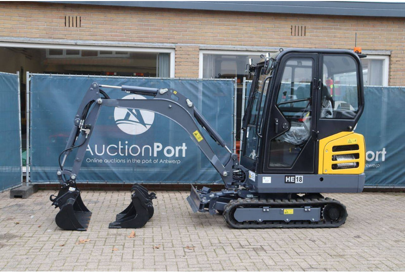 Eurotrac HE18 - Mini bager: slika Eurotrac HE18 - Mini bager Eurotrac HE18 - Mini bager: slika Eurotrac HE18 - Mini bager