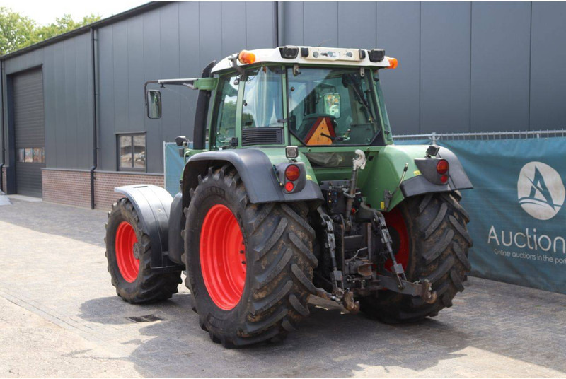 Fendt 716 - Traktor: slika Fendt 716 - Traktor Fendt 716 - Traktor: slika Fendt 716 - Traktor