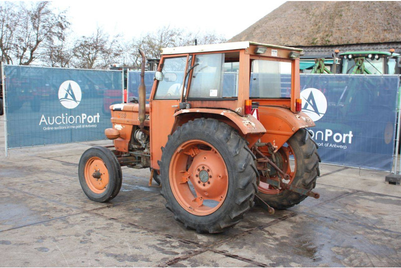 Fiat 480 - Traktor: slika Fiat 480 - Traktor Fiat 480 - Traktor: slika Fiat 480 - Traktor