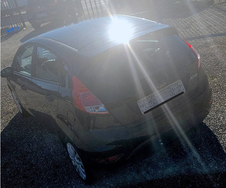 Ford Fiesta (VII - update) 1.25 - Limuzina: slika Ford Fiesta (VII - update) 1.25 - Limuzina Ford Fiesta (VII - update) 1.25 - Limuzina: slika Ford Fiesta (VII - update) 1.25 - Limuzina