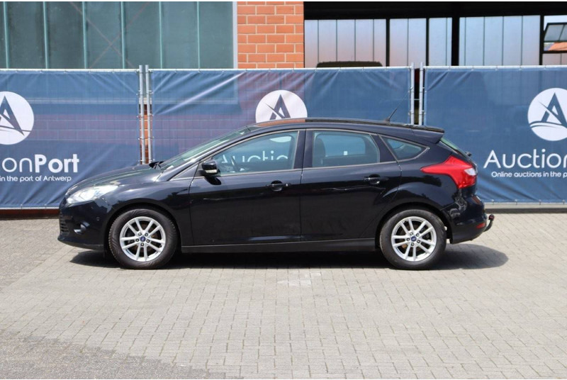 Ford Focus - Automobil: slika Ford Focus - Automobil Ford Focus - Automobil: slika Ford Focus - Automobil